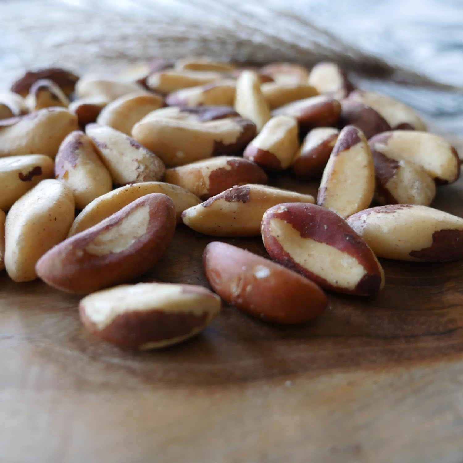 HiFood Noix du Brésil 1000 g (1 kg), noix entières, format extra-grand, naturellement riches en sélénium, véganes et adaptées au régime Keto, qualité naturelle