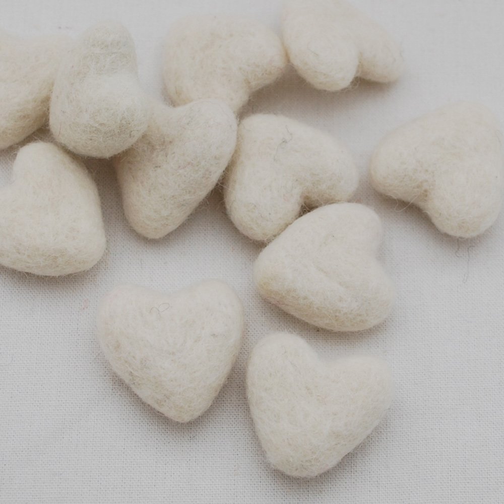 Oriental Direct Ivory 100% Wool Felt Hearts - 3Cm - 10 Felt Hearts