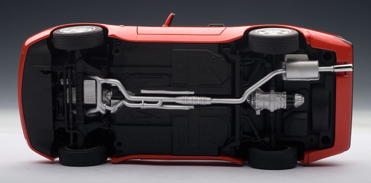 Amazon.co.jp: AUTOart 1/18 ポルシェ 944 ターボ '85 (レッド