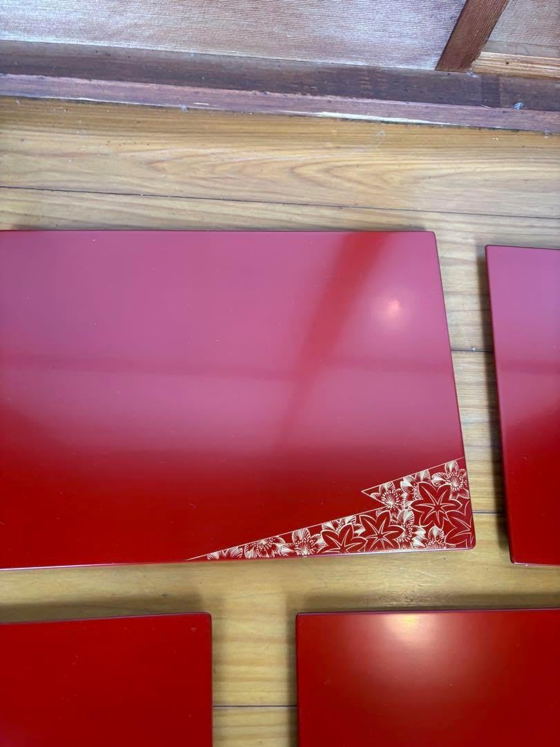 輪島塗朱漆塗り 沈金 桜に紅葉の図 蒔絵 菓子皿 菓子器 盛り皿