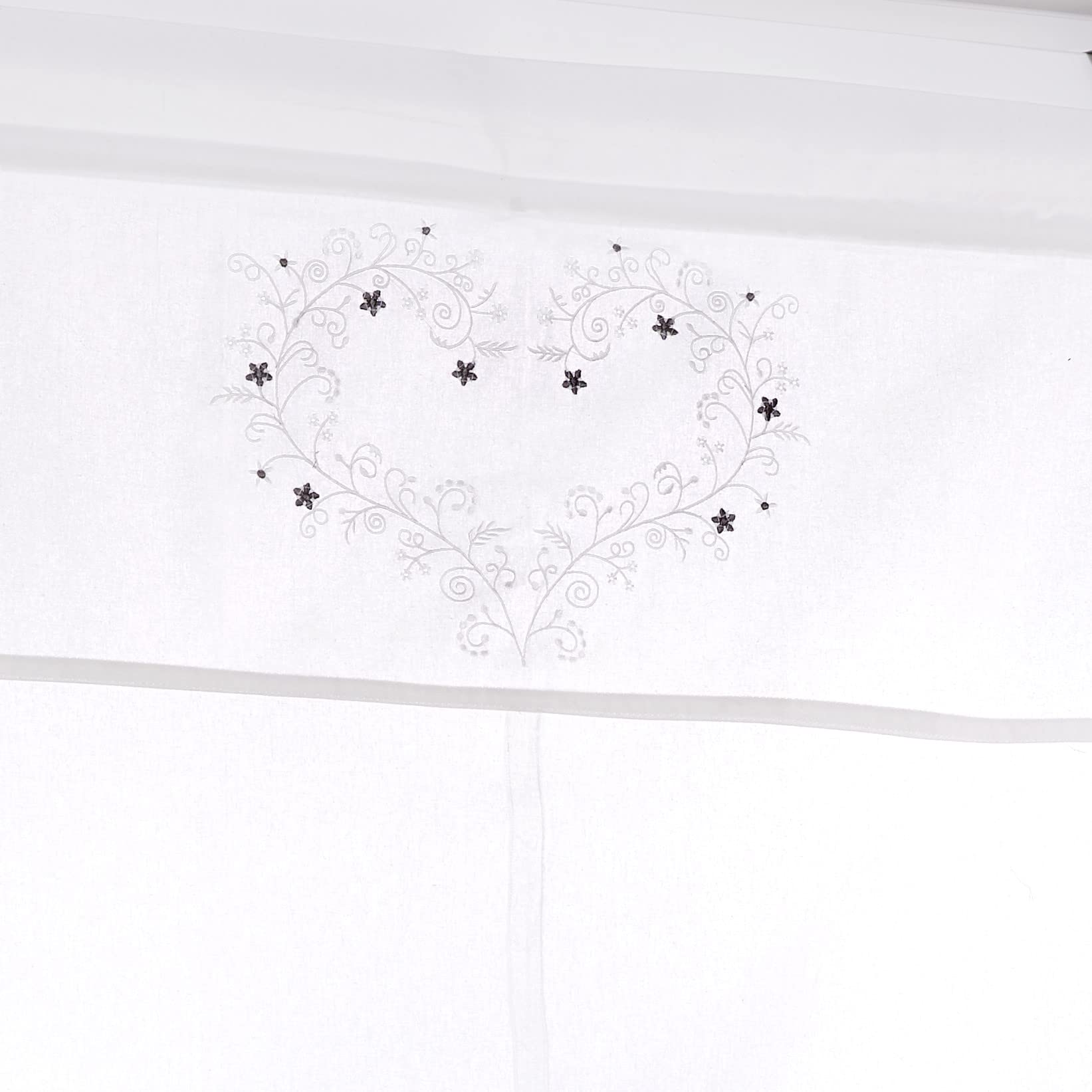 Kutti Store Bateau Svea Romantique cœur oeilets sans perçage Blanc 60 x 140 cm (L x H)