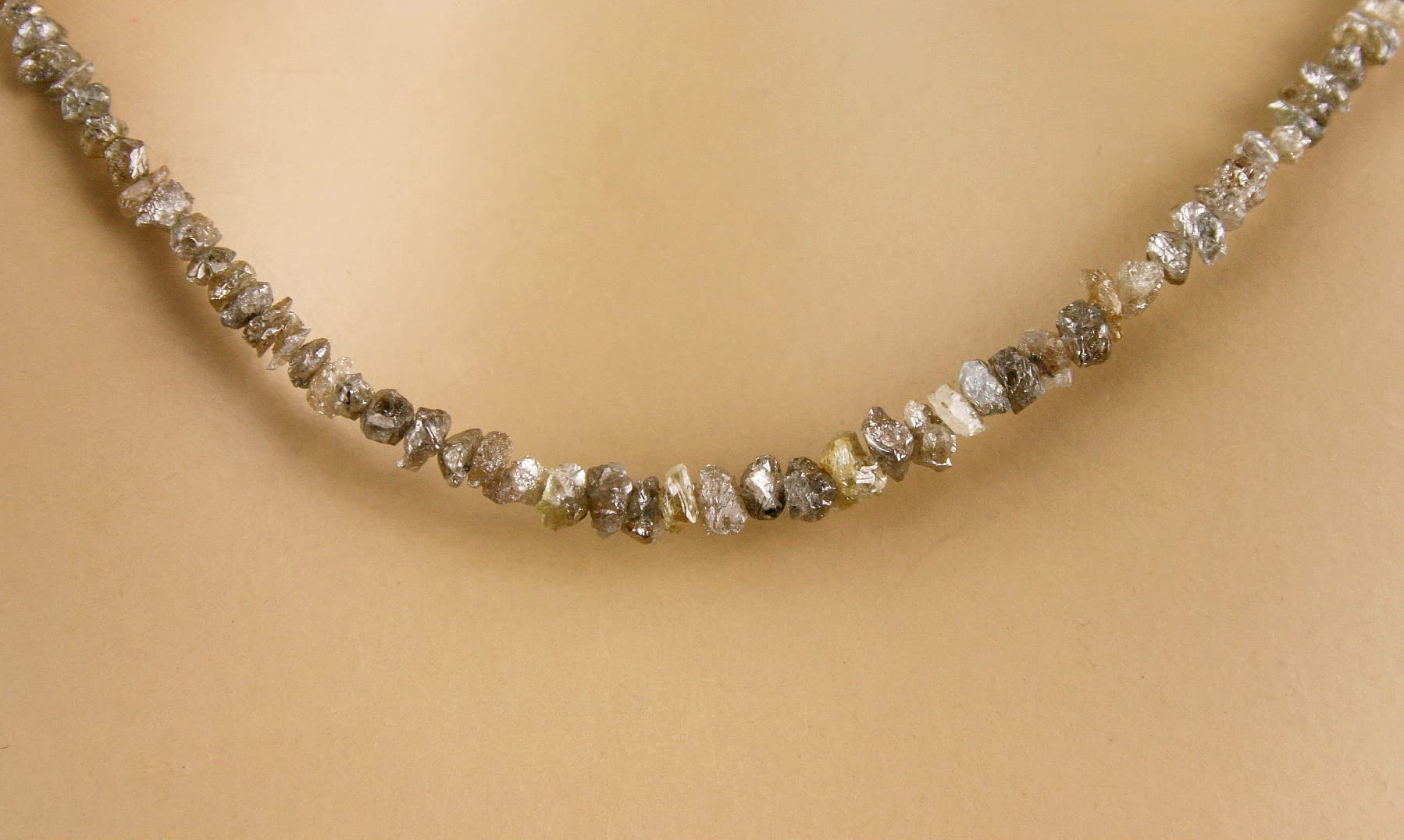 Rohdiamant Kette – Collier in champagner, 24,50 ct.