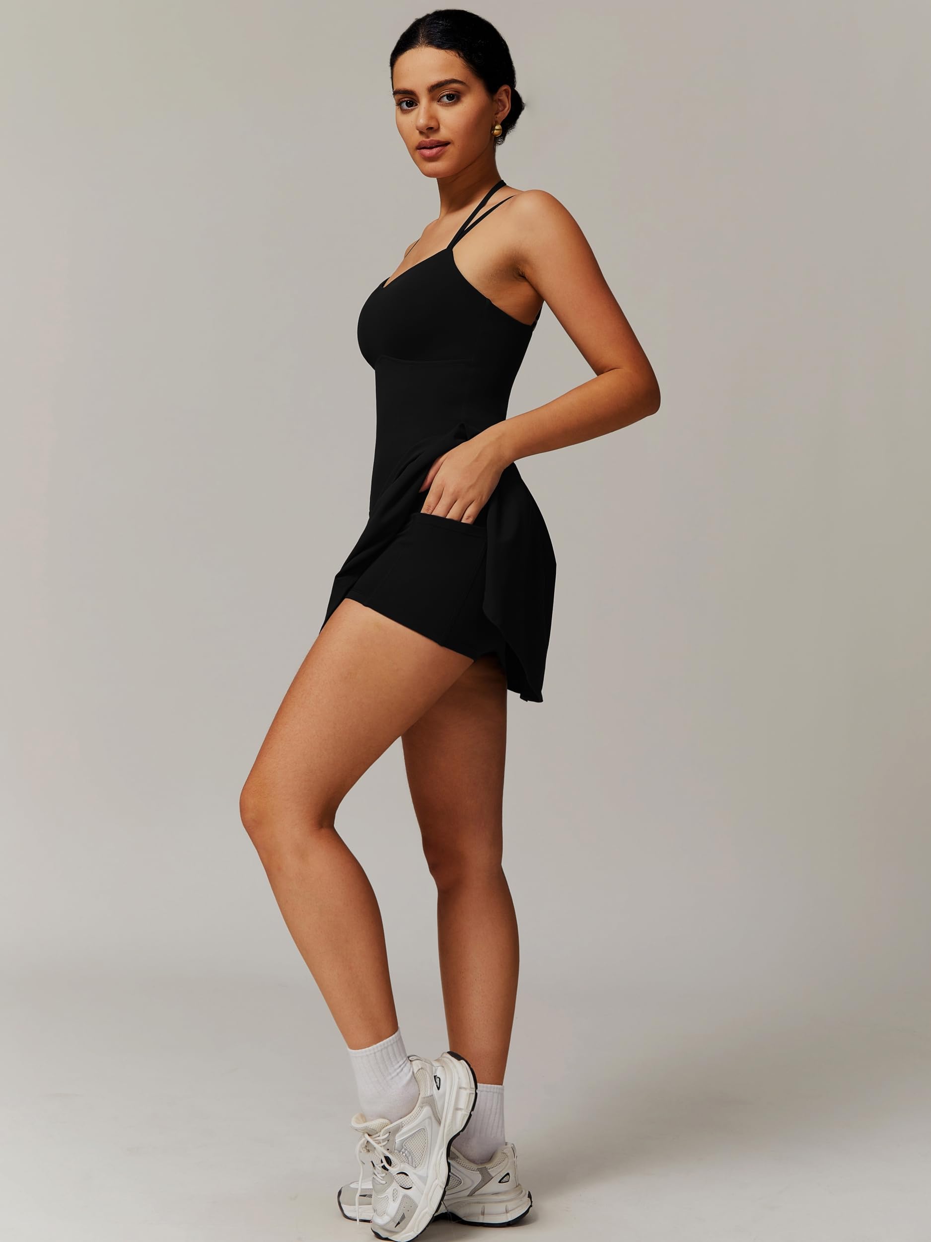 OMEWEE Damen-Tenniskleid mit Shorts und integriertem BH, Herzausschnitt, ärmellos, Golfkleid, Sportkleid, Sportkleider mit Taschen