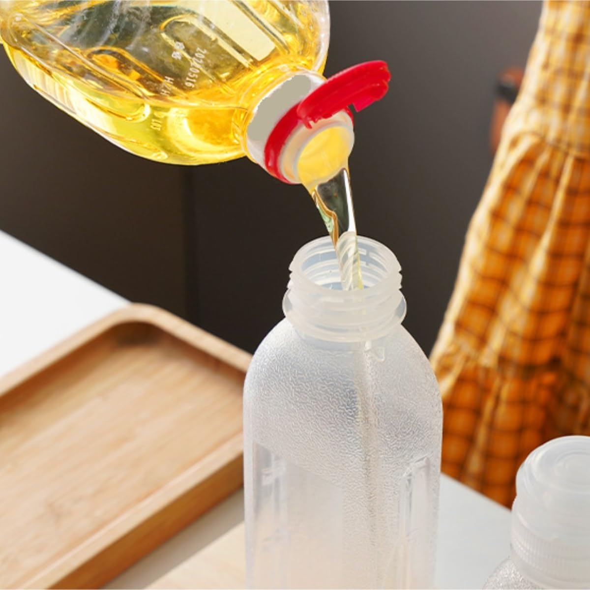 Bouteilles Presser Bouteille À Presser en Plastique for Assaisonnement, Huile, Vinaigre, Sauce Salade, Tomate, Ensemble De 5 Vaisselle(500ml)