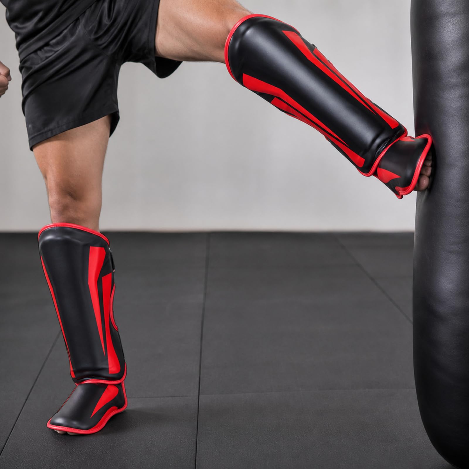Piedi Protezione Shin Guard,Parastinchi per Arti Marziali,Paratibie Kick Boxing con Protezione del Piede,Regolabili,Comodo,Traspirante,per Boxe,Muay Thai,Sport da Combattimento