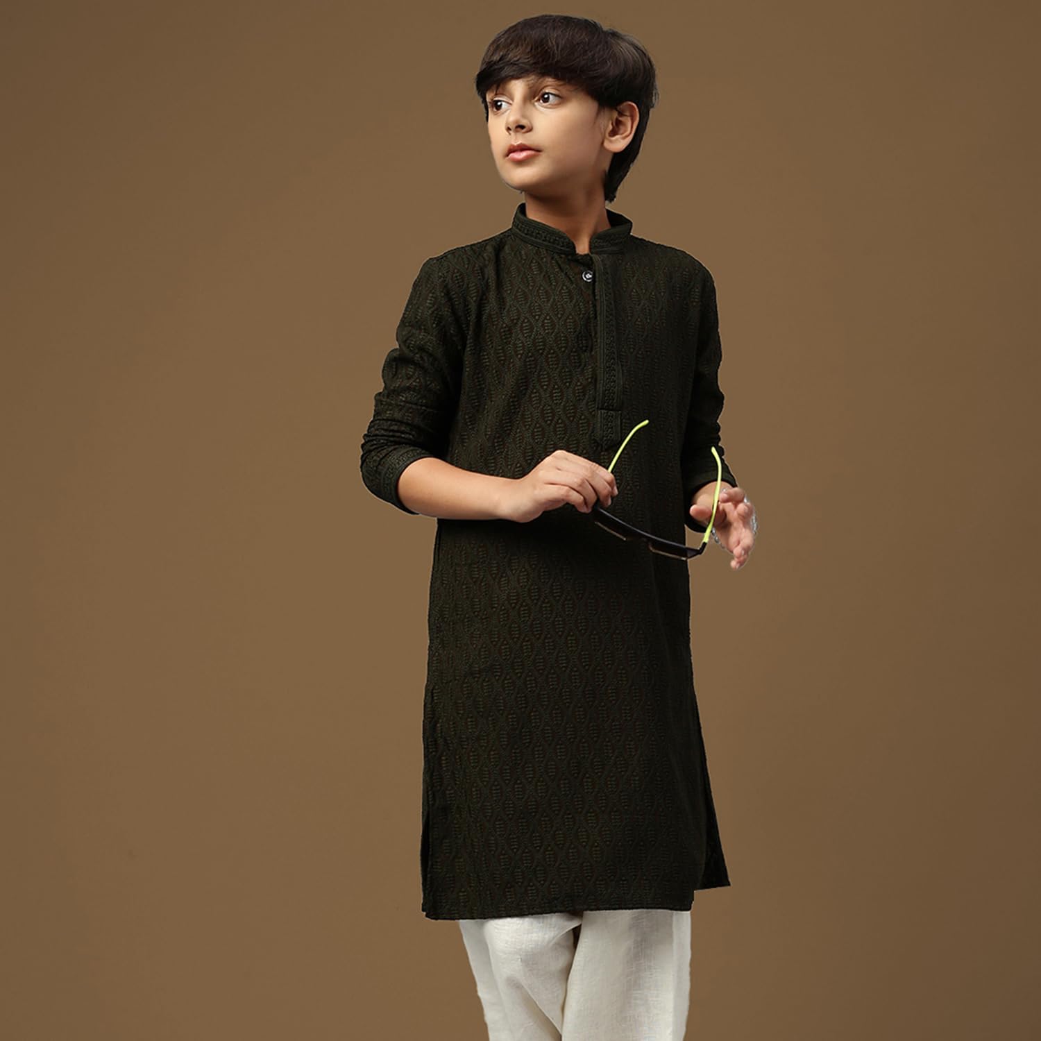 Sanwara Unleash Your Style with Boys Solid Olive Green Chikankari Designer Cotton Trendy Kurta (5-6 Years) 2