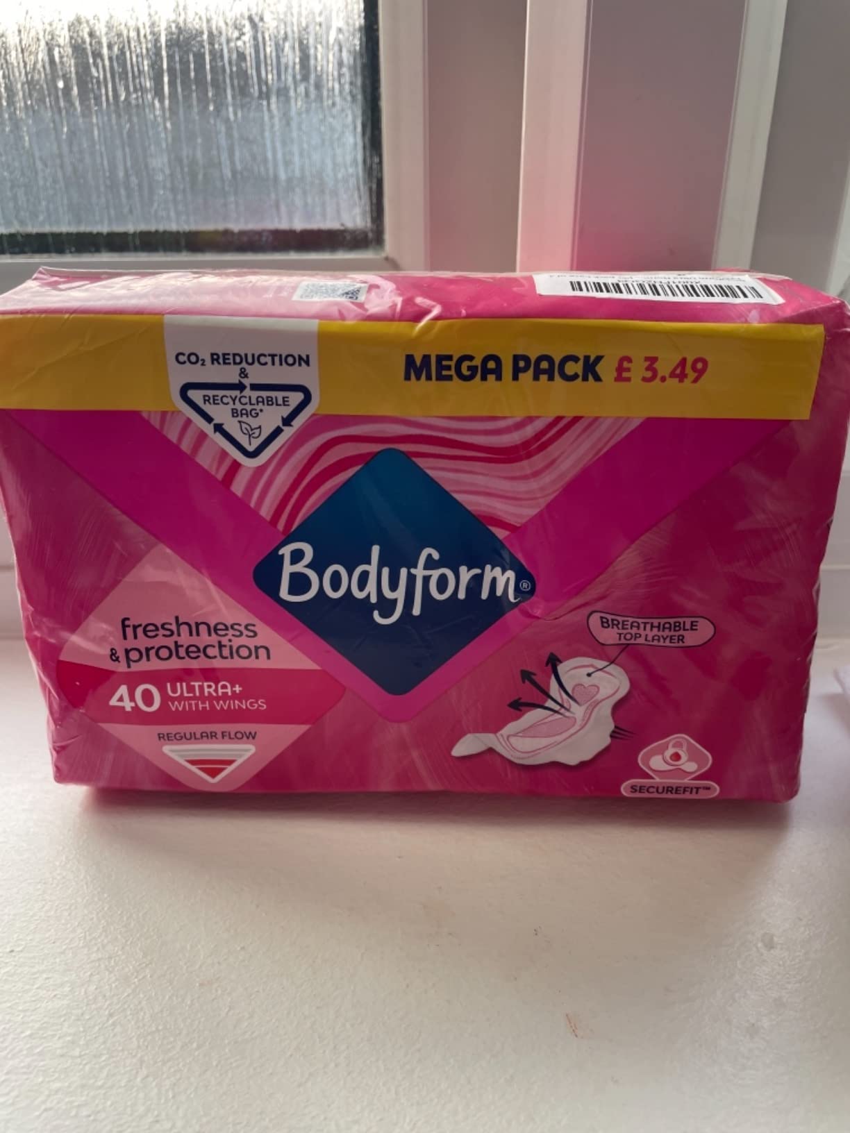Bodyform Ultra Normal Wing 14 per pack Case of 4 : Amazon.co.uk: Health ...