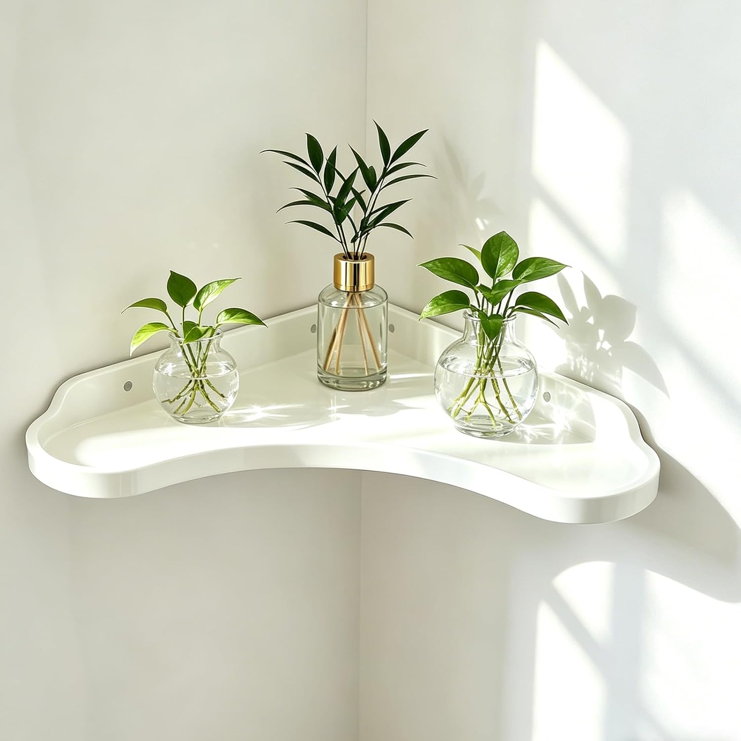 Corner Shelves, Heart Shaped Floating Corner Wall Shelf, Multi-Purpose Corner Storage Shelving for Bedroom, Kitchen, Living Room, Bathroom Decor & Small Household Items