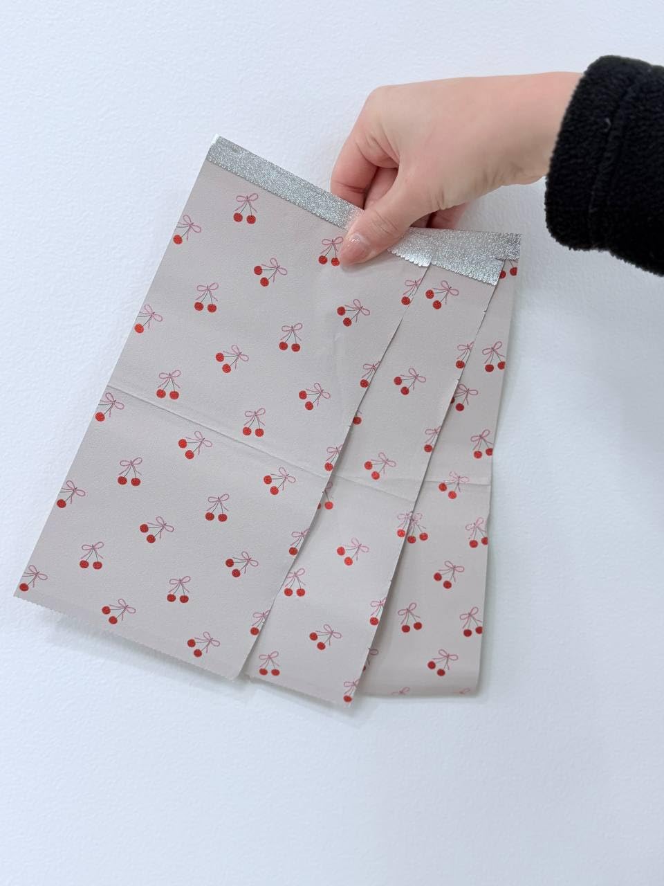 Blush Essential Hair Salon Pop Up Foils, Aluminum Foil Sheets for Highlighting and Coloring, Salon Hair Foils, 5"x10.75", 1500 Foil Sheets (Bow & Cherry, Flamingo, Daisies)