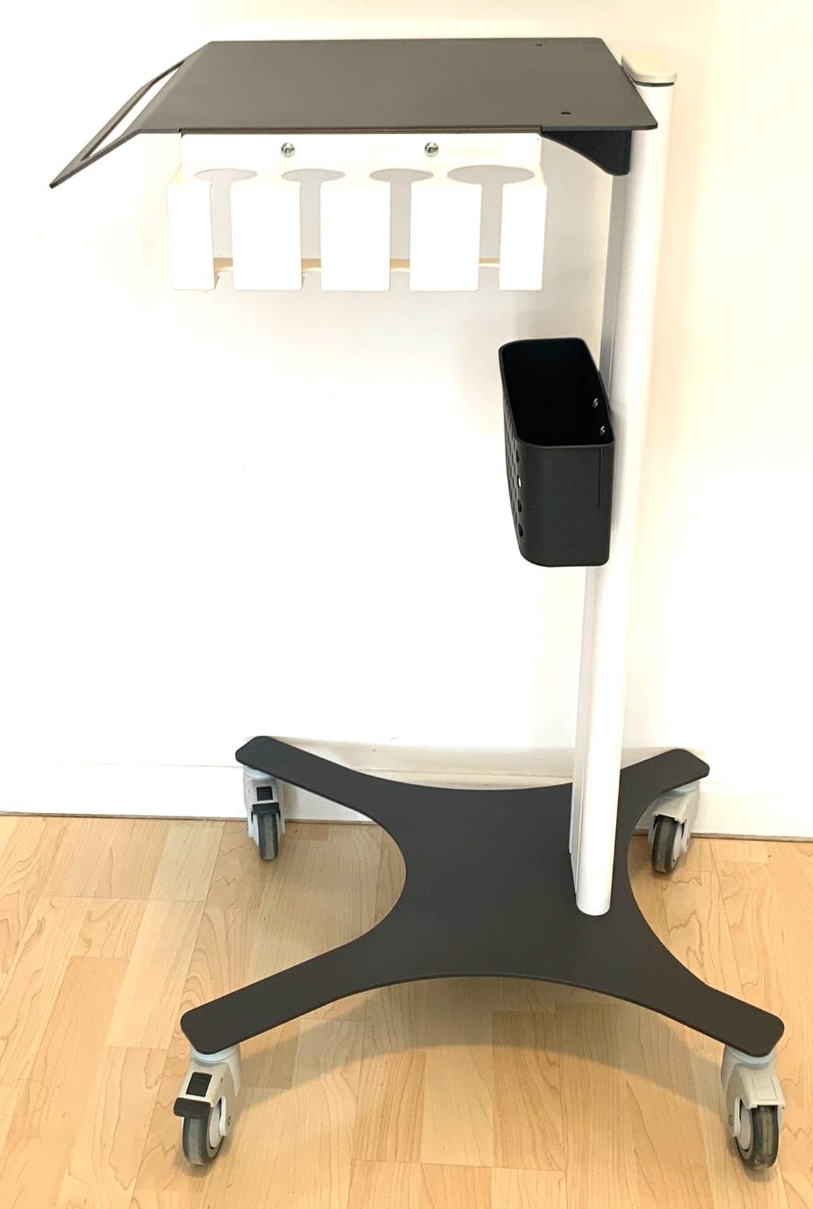 Carrello medicale Strumedical certificato per Ecografo universale con Maniglia Piano di appoggio Cestello Porta sonde