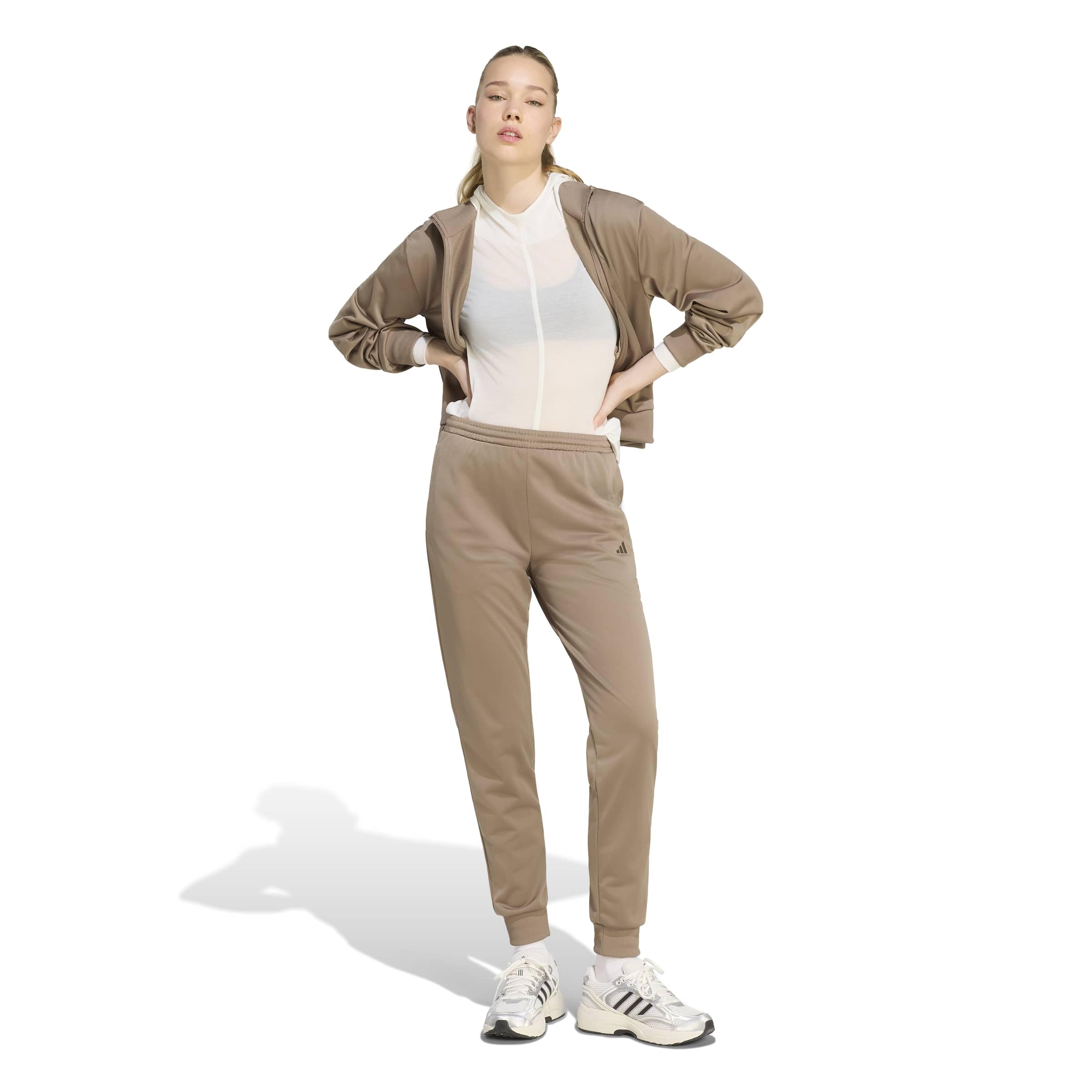 adidas Damen Essentials Feelcozy Trainingsanzug (1er Pack)