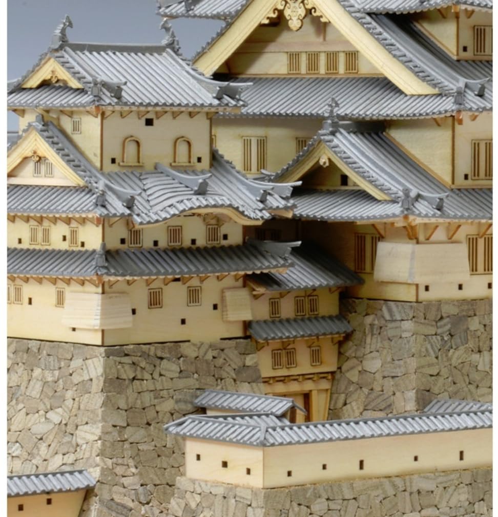 Amazon | ウッディジョー 1/150 姫路城 木製模型 組み立てキット
