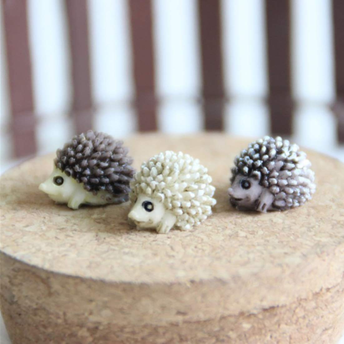 BHOOLU&GOOLU Cute Miniature Hedgehog for Dollhouse Decoration (Multicolour) -10 Pieces