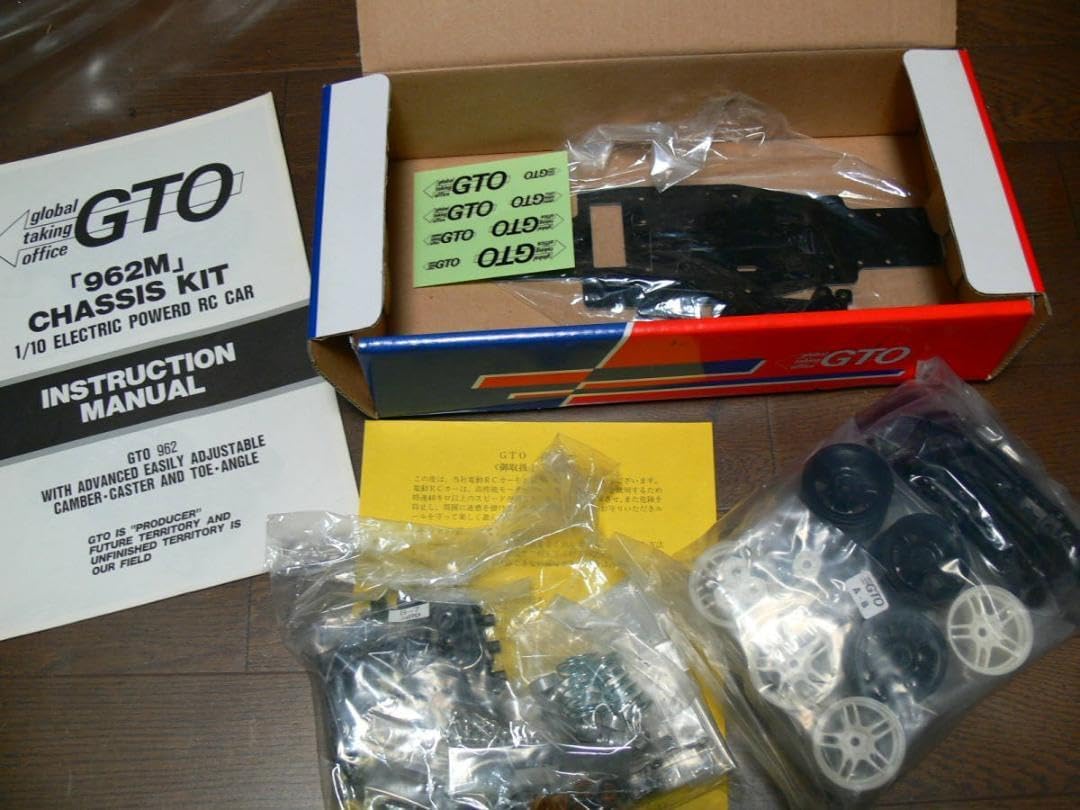 希少電動RCカーキット　GTO 962M　未組立新品　Fスペアベルト2本おまけ 希少電動RCカーキット GTO 962M 未組立 Fスペアベルト2本おまけ