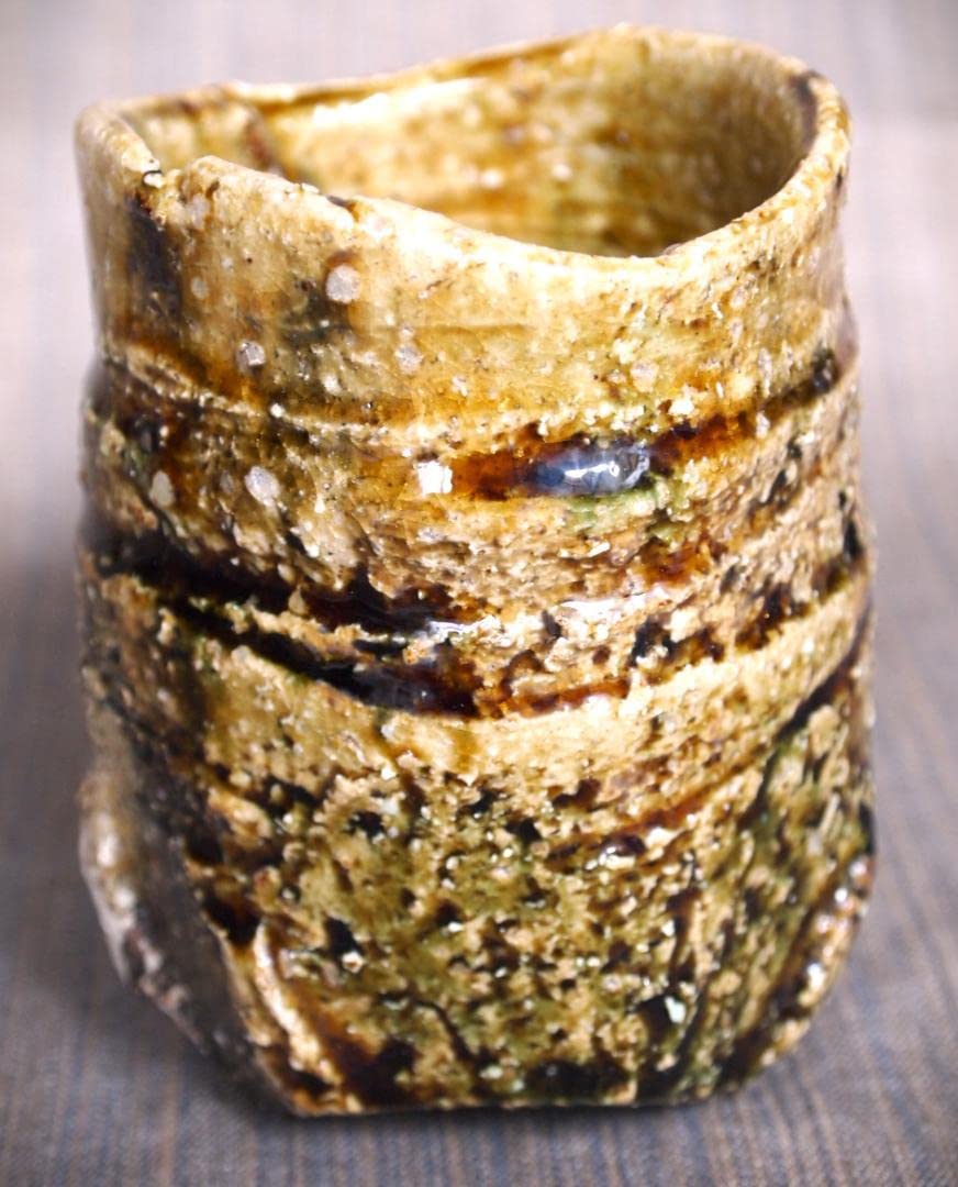 塚本治彦 粉ひき とっくり 共箱 布 粉引 徳利 塚本治彦 粉ひき