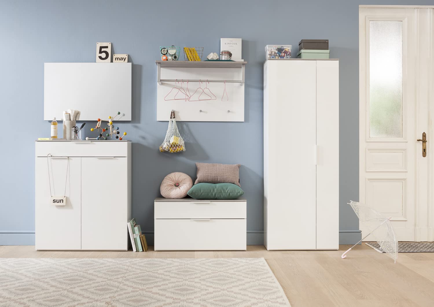 Composad | Armadio della Linea GALAVERNA con 2 Ante, Armadio Ingresso, Mobile Salvaspazio Contenitore, (LxAxP) 70x188x35 cm, Cemento e Bianco Laccato, Ingresso, Ripostiglio, Made in Italy