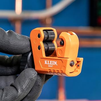 Klein Tools 50047 Mini Tubing Cutter, 1-1/8 Inch O.D. Cutting Capacity for Aluminum and Copper Tubing, Spare Blade Included