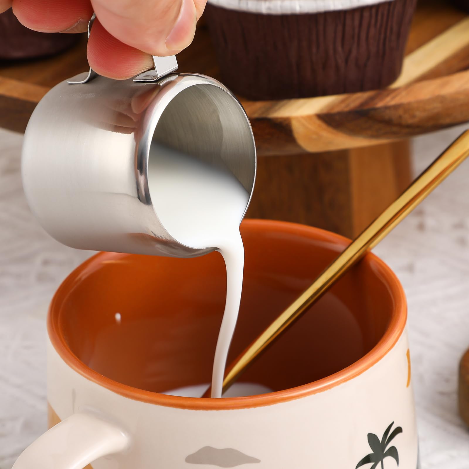 HEMOTON 2 Stücke 60ML Mini Milchkännchen Edelstahl Espresso Kännchen Milchschaumkännchen Espresso Milch Aufschäumen Krug Kaffeetasse Milchkanne Sahnekanne Milchkaffee Krug für Milch Soja Kaffee