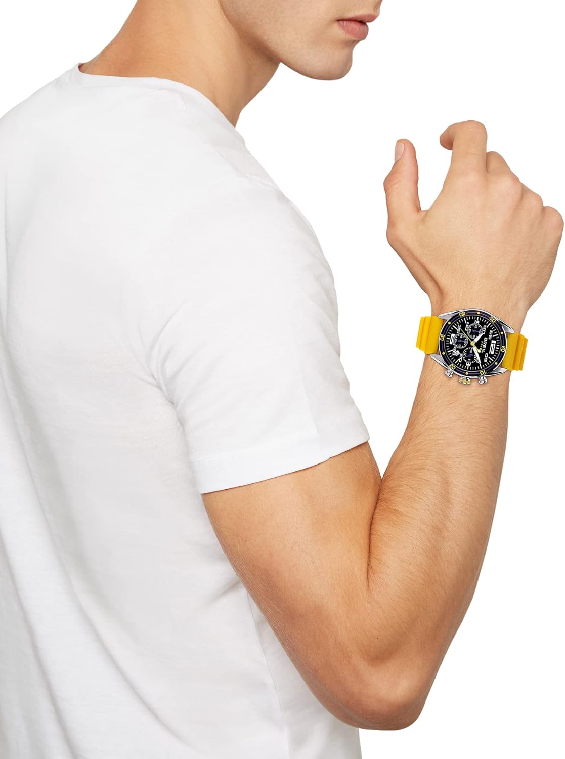 Breil Orologio UOMO SCORE quadrante MONO-COLORE NERO movimento CHRONO QUARZO e CINTURINO SILICONE ARANCIONE EW0636 Breil Orologio UOMO SCORE quadrante MONO-COLORE NERO movimento CHRONO QUARZO e CINTURINO SILICONE ARANCIONE EW0636