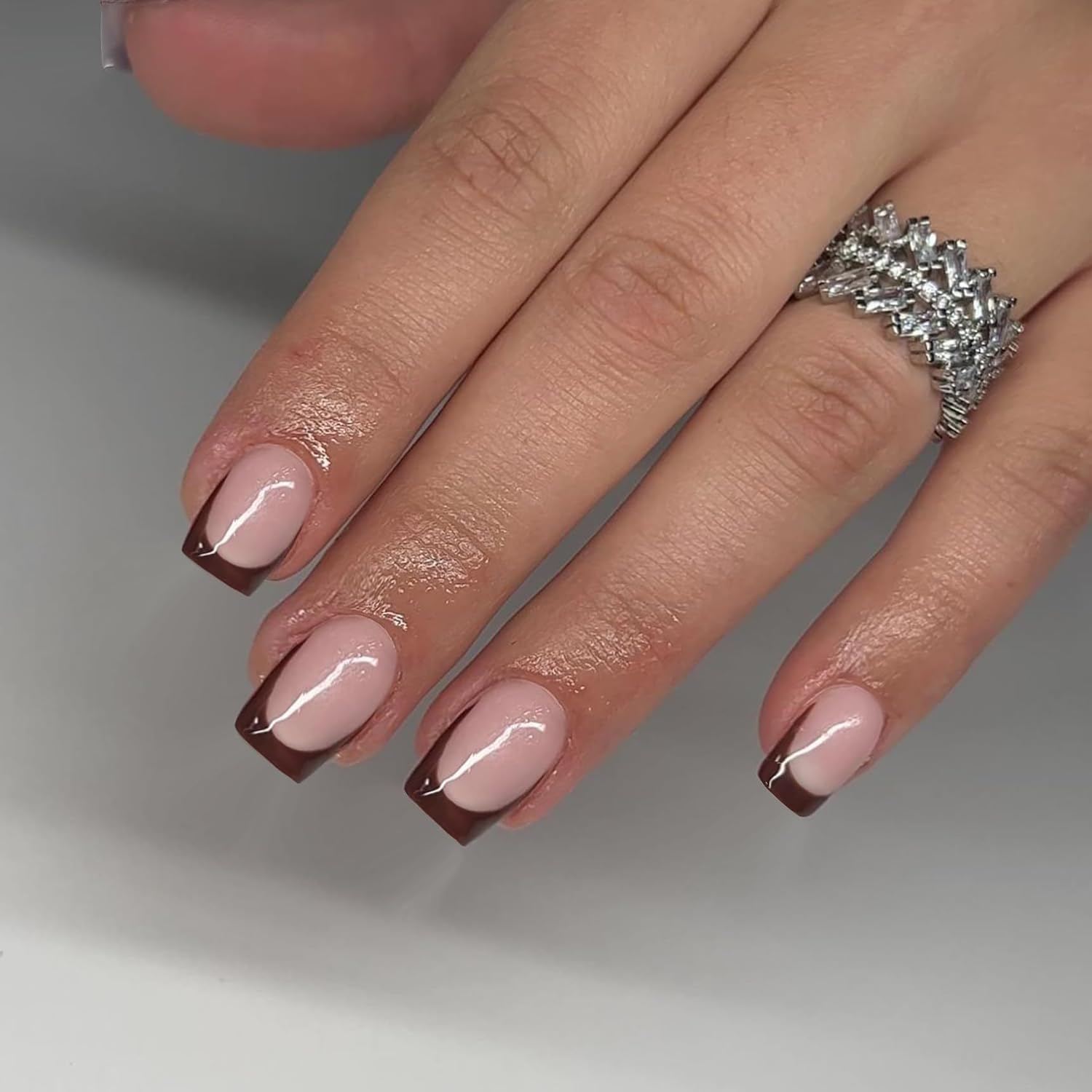 SXVME 30 Pcs Acrylic Press on Nails Short Square, Brown French Tip False Nails Short Coffin