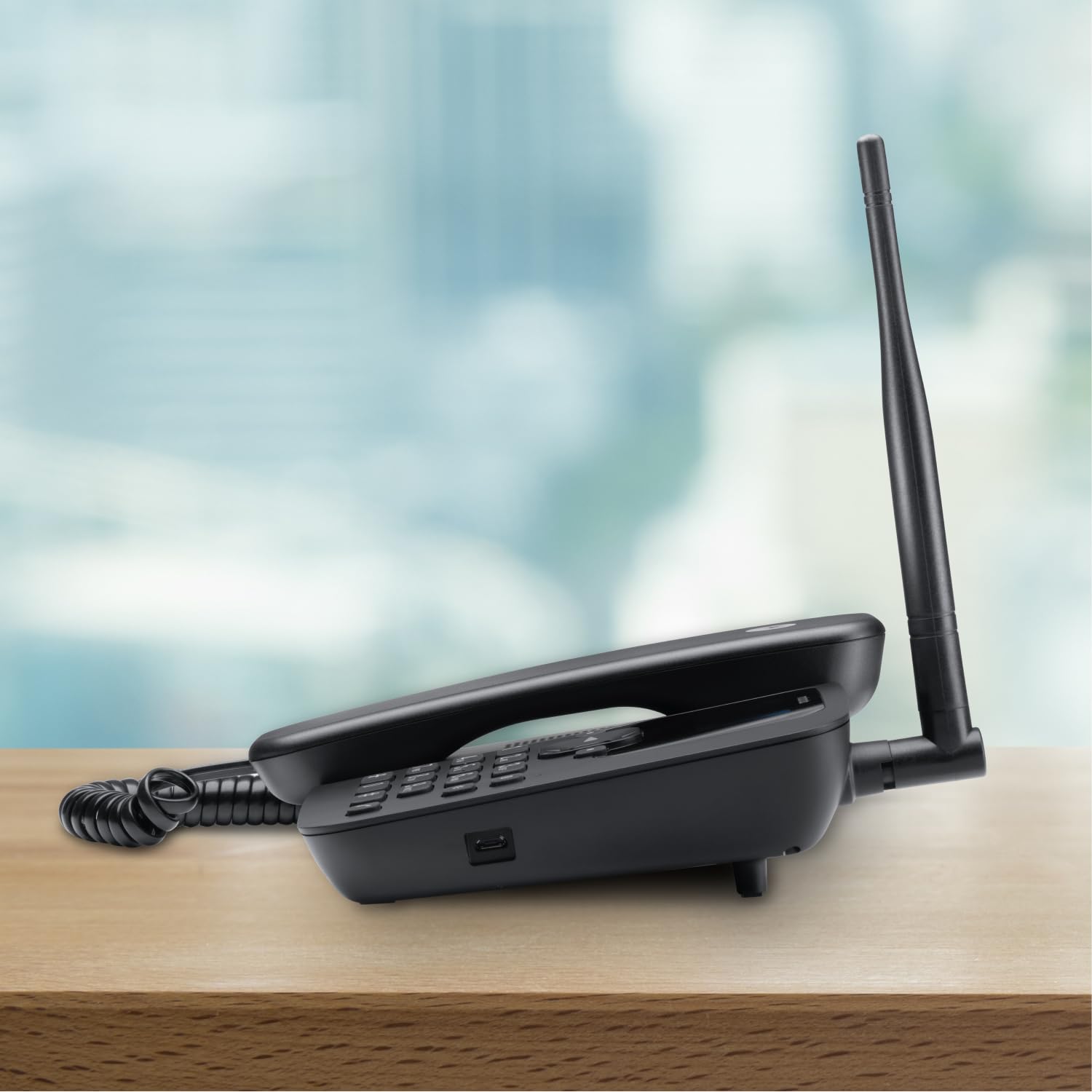 Motorola Voice - FW410L Telefono fisso wireless 4G, HotSpot Wi-Fi, Scheda SIM, Batteria di riserva, Vivavoce, GSM Quad Band, Trasferimento di chiamata
