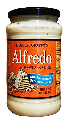 Trader Giotto's Classic Alfredo - Salsa para pasta con queso romano y parmesano, 1 frasco (16.9 oz)