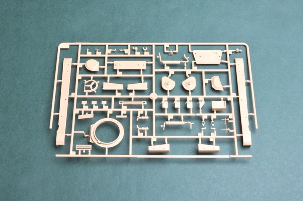 Amazon | ホビーボス 1/35 ファイティングヴィークルシリーズ