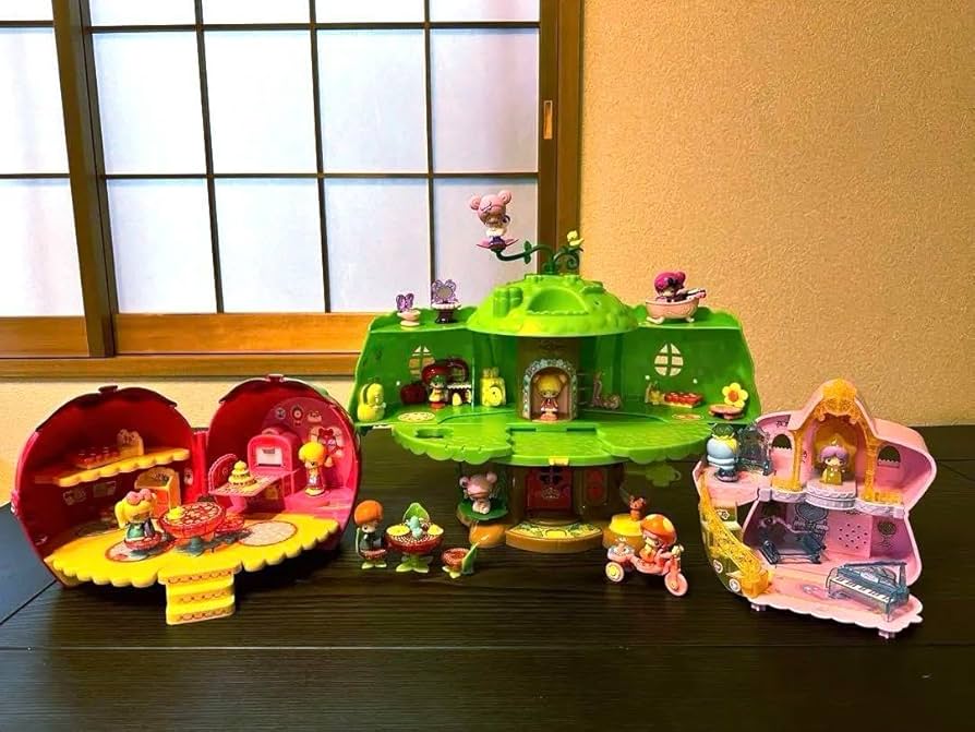 木のおうち。 Amazon.co.jp: こえだちゃんセット（木のおうち ハウス いちご