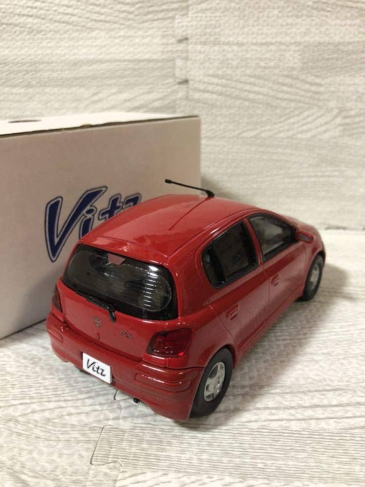 TOYOTA Vitz 1/24 ミニカー 13台 TOYOTA Vitz 1/24 ミニカー 13台 TOYOTA Vitz 1/24 ミニカー 13台