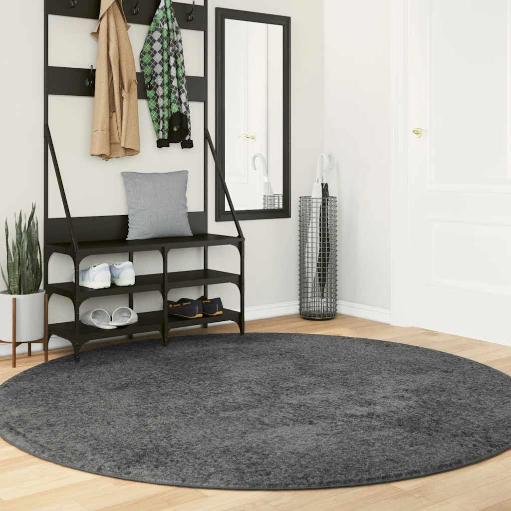 Tapis de salon doux Oviedo anthracite pour réchauffer l'ambiance de votre chambre