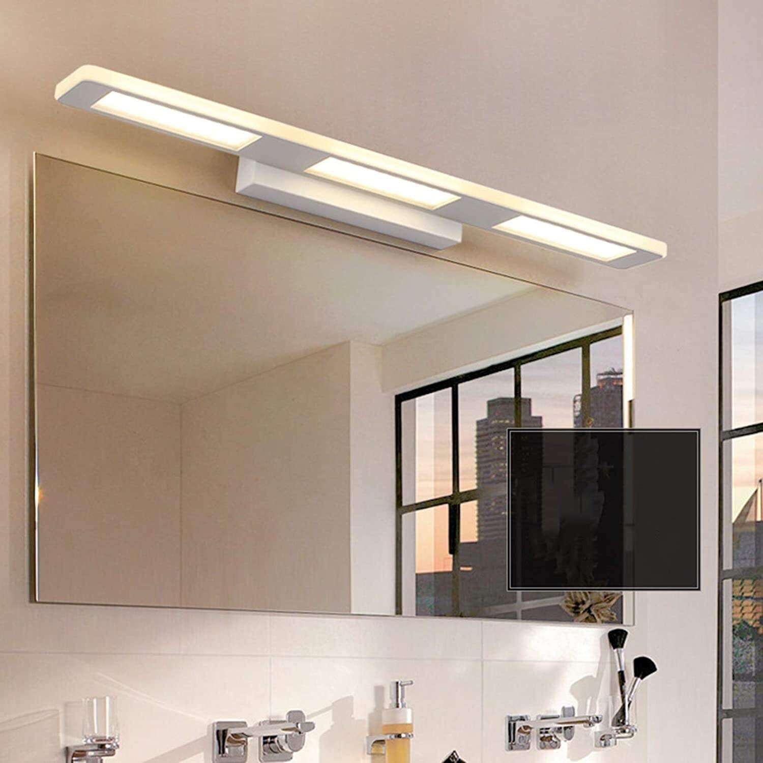 Lampe de miroir murale étanche LED pour résoudre le manque de clarté en salle de bain