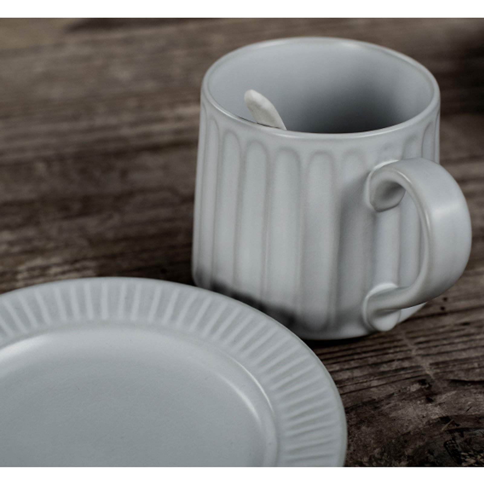Filiżanki do kawy kubki wklęsłe w paski, gruby ceramiczny kubek francuski luksusowy zestaw do kawy retro wiszący kubek do kawy, z popołudniową herbatą, deserem, szczęściem i romantyzmem, prezent dla