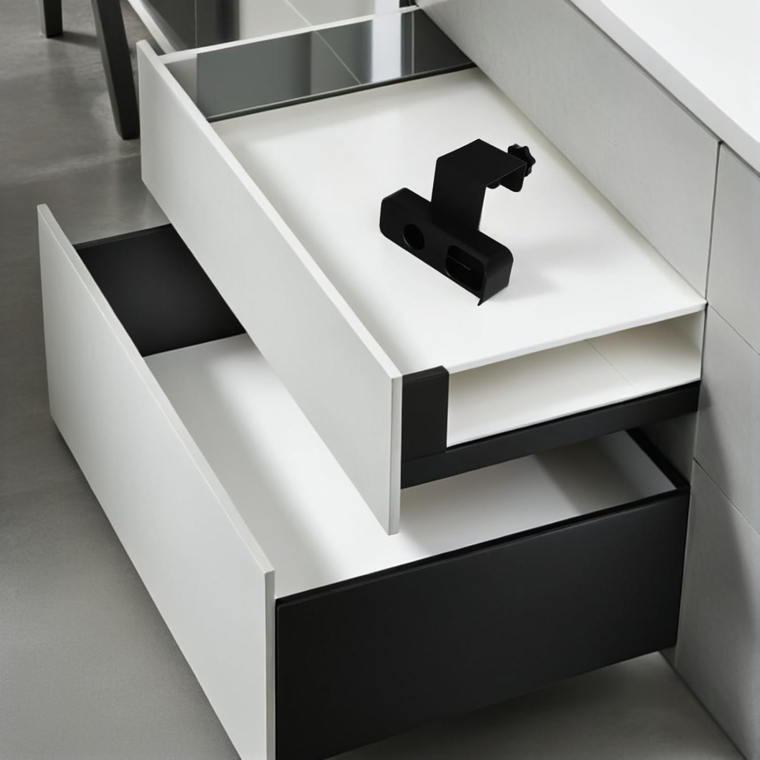 No Drill Rainproof Doorbell Mount Theft Bracket Holder for Blink Compact Design for Outdoor Use Secure Locking Mechanism Durable All Weather Protection