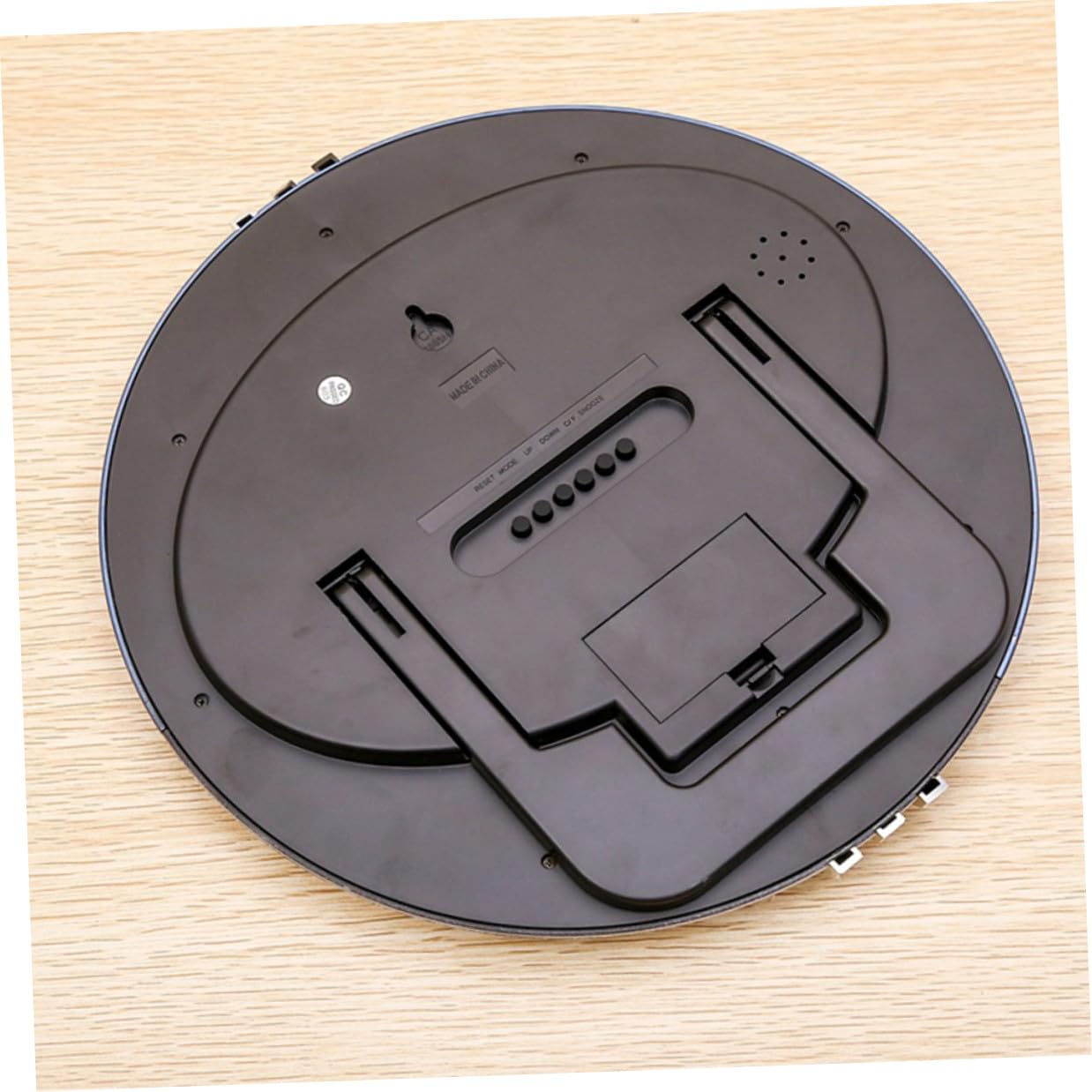 Orologio da Muro con Grande Display Led, Visualizzazione Temperatura e Umidità, Design Creativo in Plastica, Silenzioso per Casa e Scuola