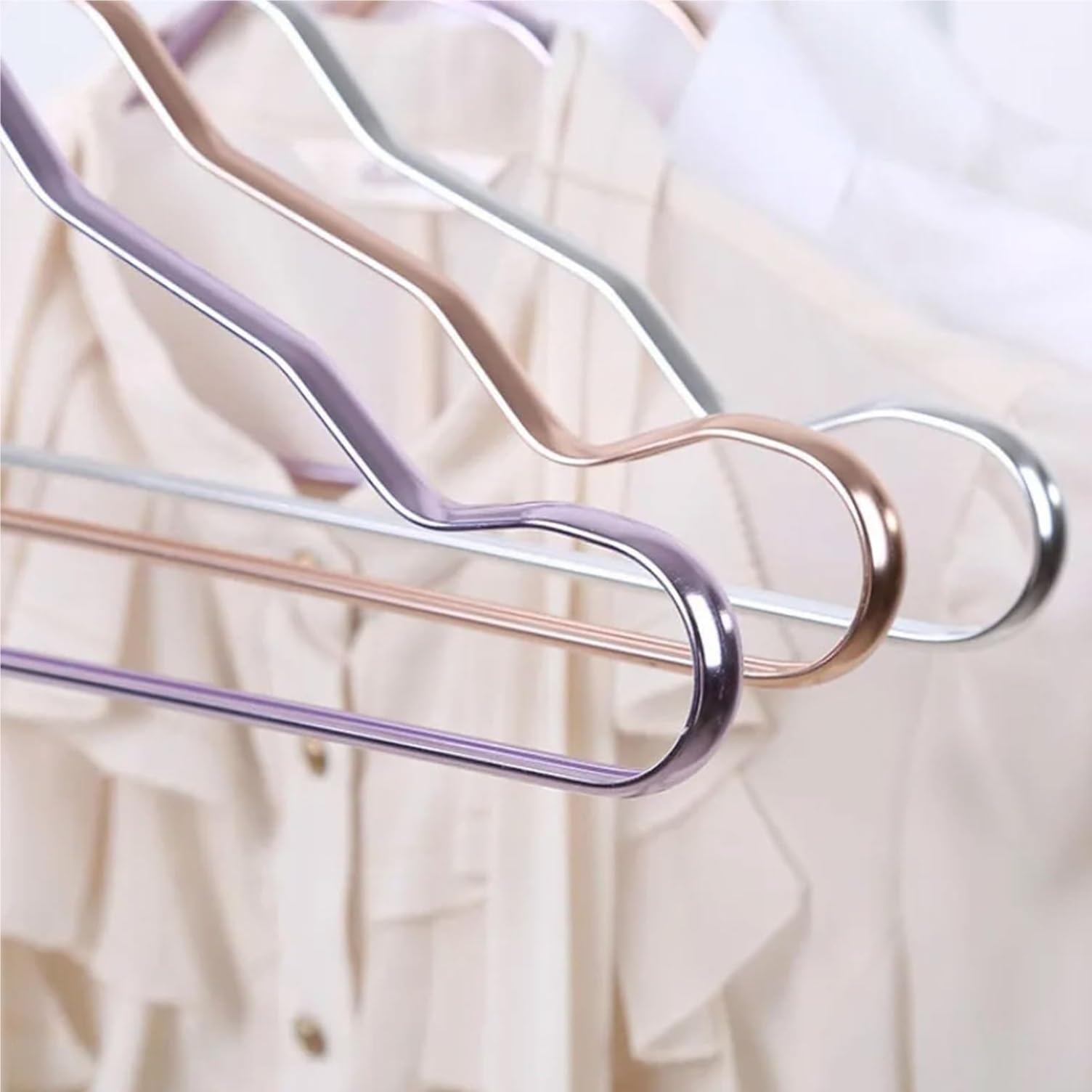 Cintres pour Adultes, en Alliage D'Aluminium Épais, Séchoirs À Vêtements Antidérapants, sans Couture, pour T-Shirts, Armoires, Rails pour Porte-Manteaux,Purple-10pcs