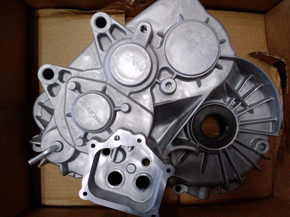 Polaris Case Subassembly, Right, Genuine OEM Part 3235992, Qty 1