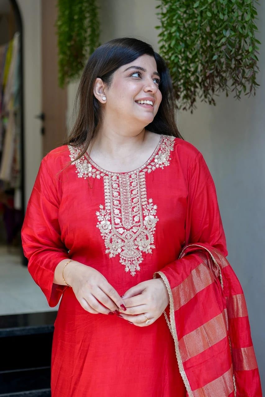 Women’s Pink Georgette Kurta Pant Dupatta Set | Ethnic Salwar Suit for Festive & Party Wear Dress