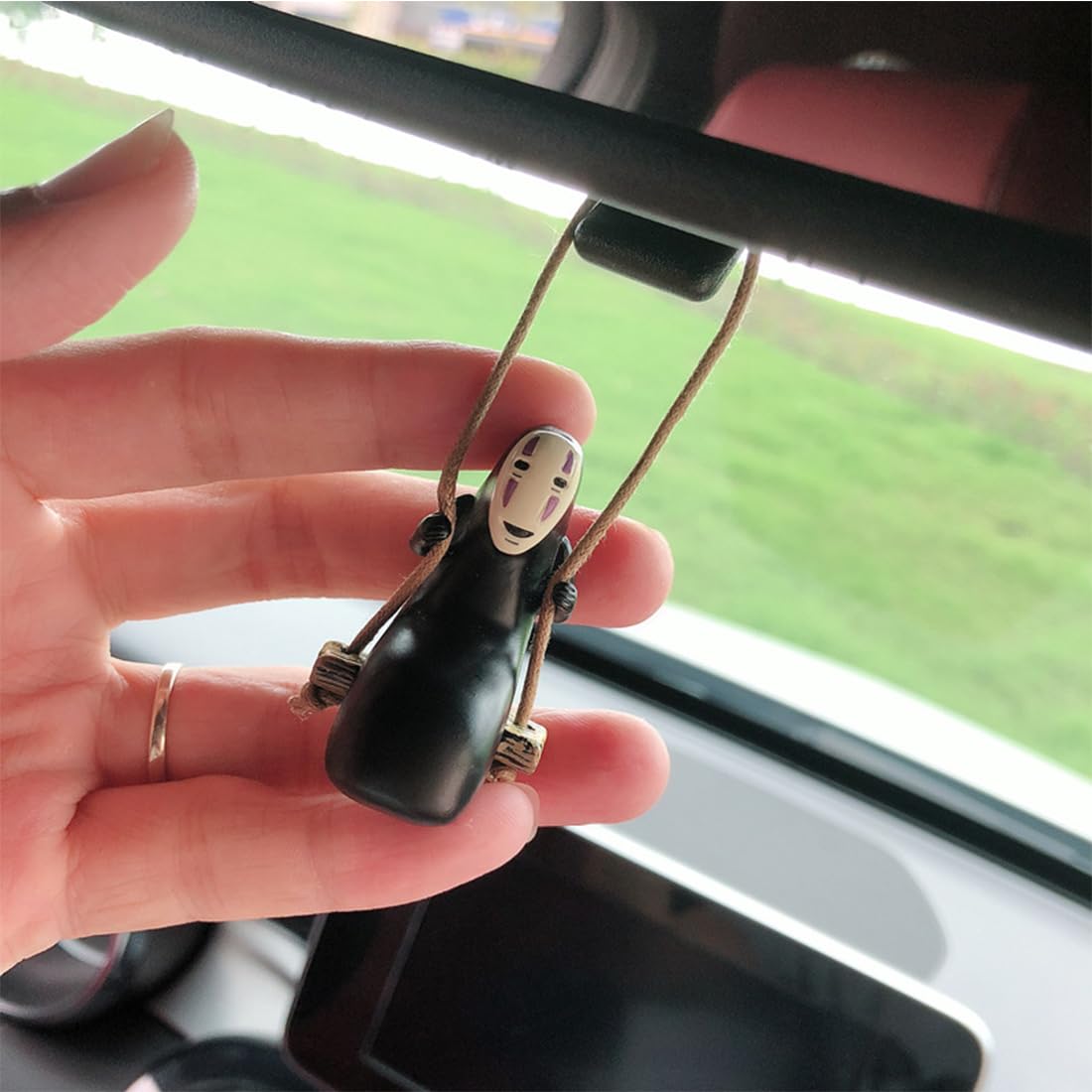 Ciondolo per Specchietto Retrovisore Auto Senza Volto, Accessori da Appendere Auto, Ornamenti per Auto Interni, Decorazione per Specchietto Auto, Accessori per Auto Creativa