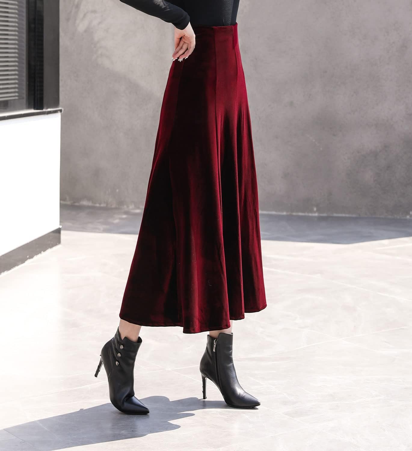 Women's Vintage Velvet High Waist Winter Thicken Pleated A-Line Swing Maxi Skirts - Image 4