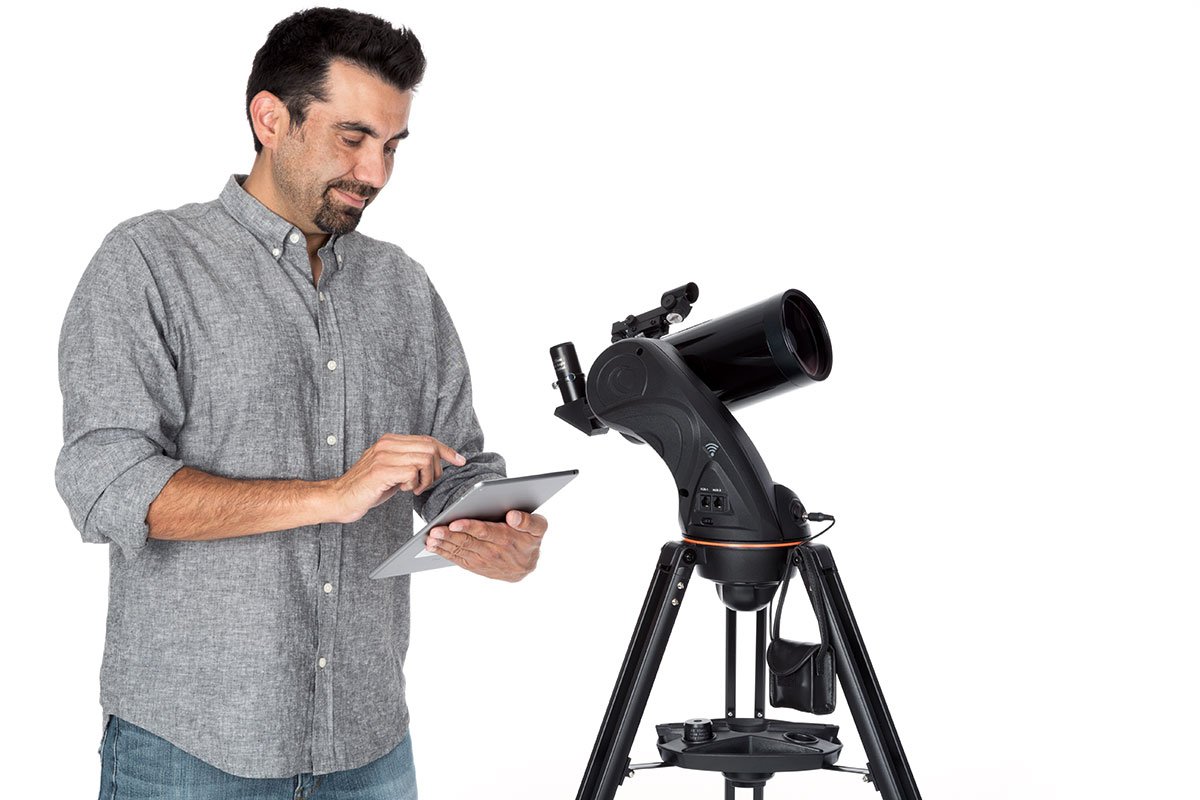 Celestron 22202 Astro-Fi 102 WiFi Wireless Reflector Telescope, Black