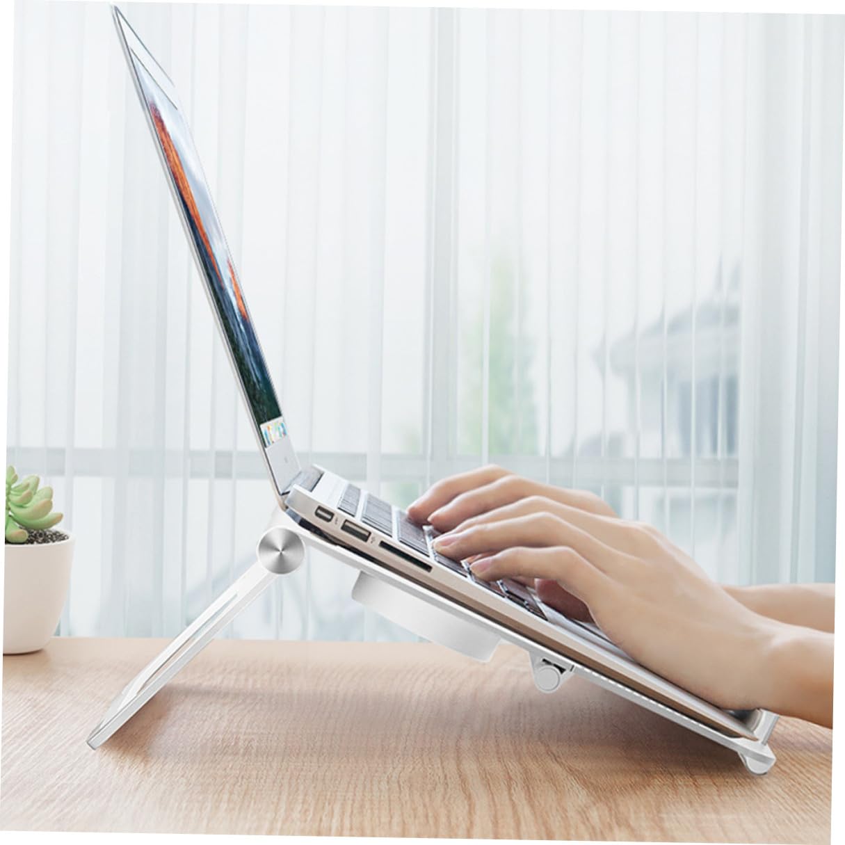 SEWACC Soporte para Portátil Material ABS y Silicona Ventiladores Duales 3800 por Minuto y Estructura Triangular Estable, Refrigeración Fuerte Blanco para Laptop y Notebook