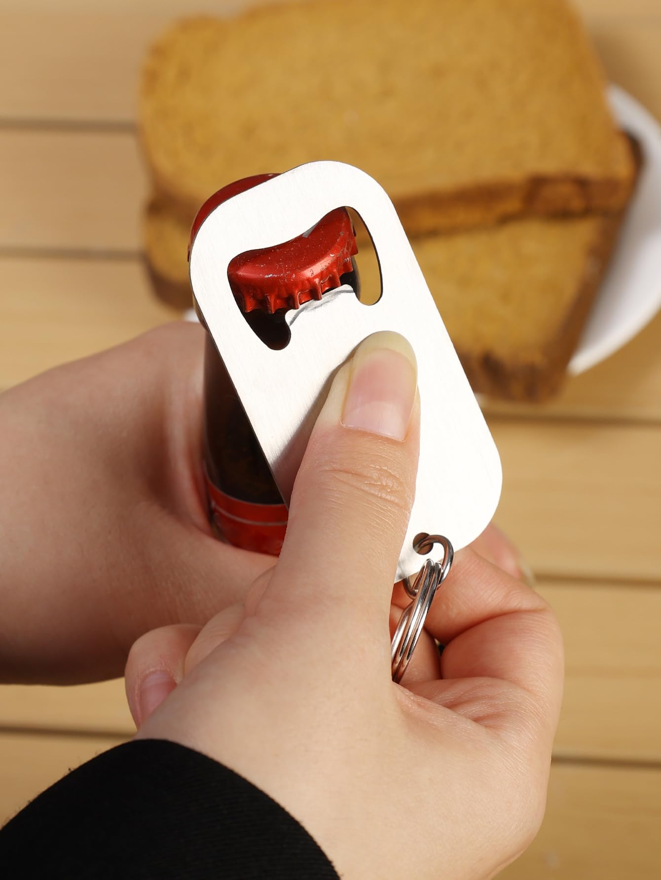 Stainless Steel Bottle Openers Keychain Men Beer Soda Drink Starters Portable Pendant, 5 * 3cm