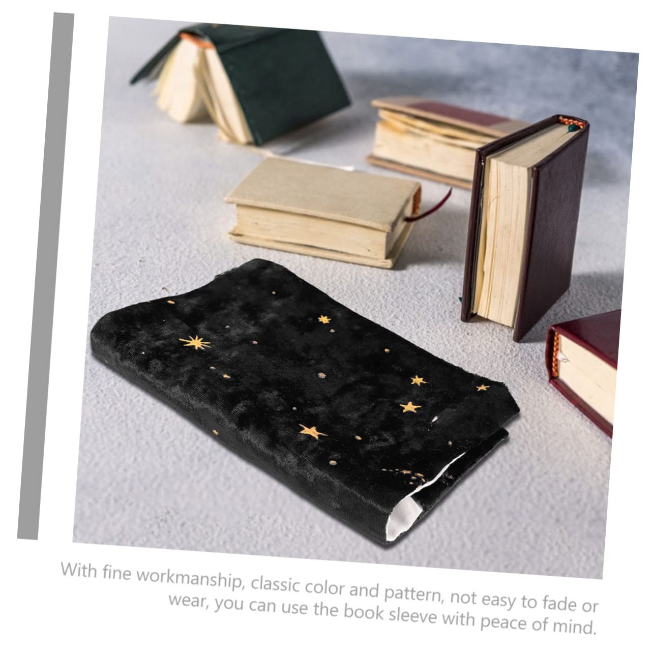 Angoily 4 Piezas Protector para Libro de Terciopelo Negro con Diseño de Estrella y Luna Funda Decorativa y Resistente para Diario y Cuaderno de Tela y Fácil de Usar