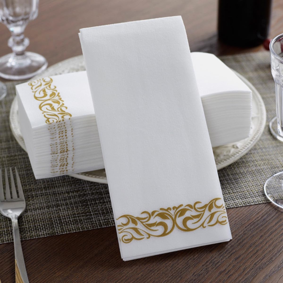 Luxshiny Servilletas de Papel Doradas Desechables para Cena, 100 Piezas, Tamaño 40x30cm, Material de Papel Grueso, Ideales para Bodas y Fiestas Elegantes