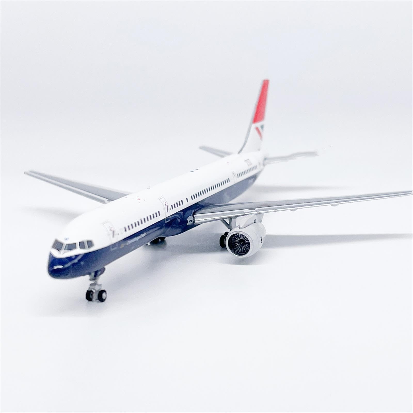 Figura de aleación Boeing B757-200 de aviación europea 1:400 Bombarderos