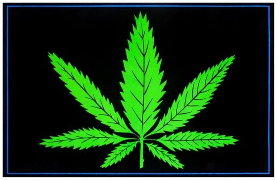 Amazon.co.jp: マリファナリーフ ブラックライト ポスター