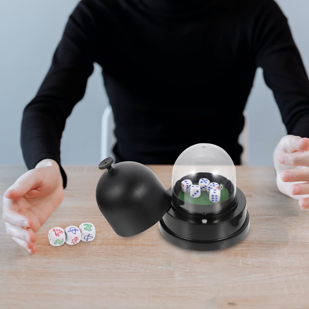 jojofuny Electric Dice Cup Set with 5 Standard & Fish Shrimp Crab Dices, Compact ABS Holder for Party Games, Ktv, Bars, and Family Gatherings