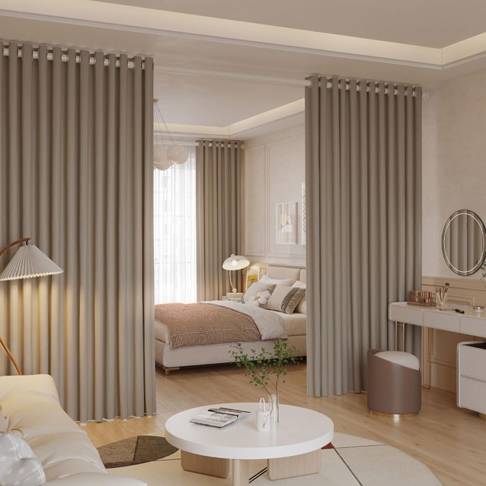 Extra breite Raumteiler-Vorhänge, 2 Paneele, Thermo-Vorhänge für Wohnzimmer und Schlafzimmer, Ösen-Design mit Haken, Braun, B x H 2,7 m, perfekt für Privatsphäre und Trennwand