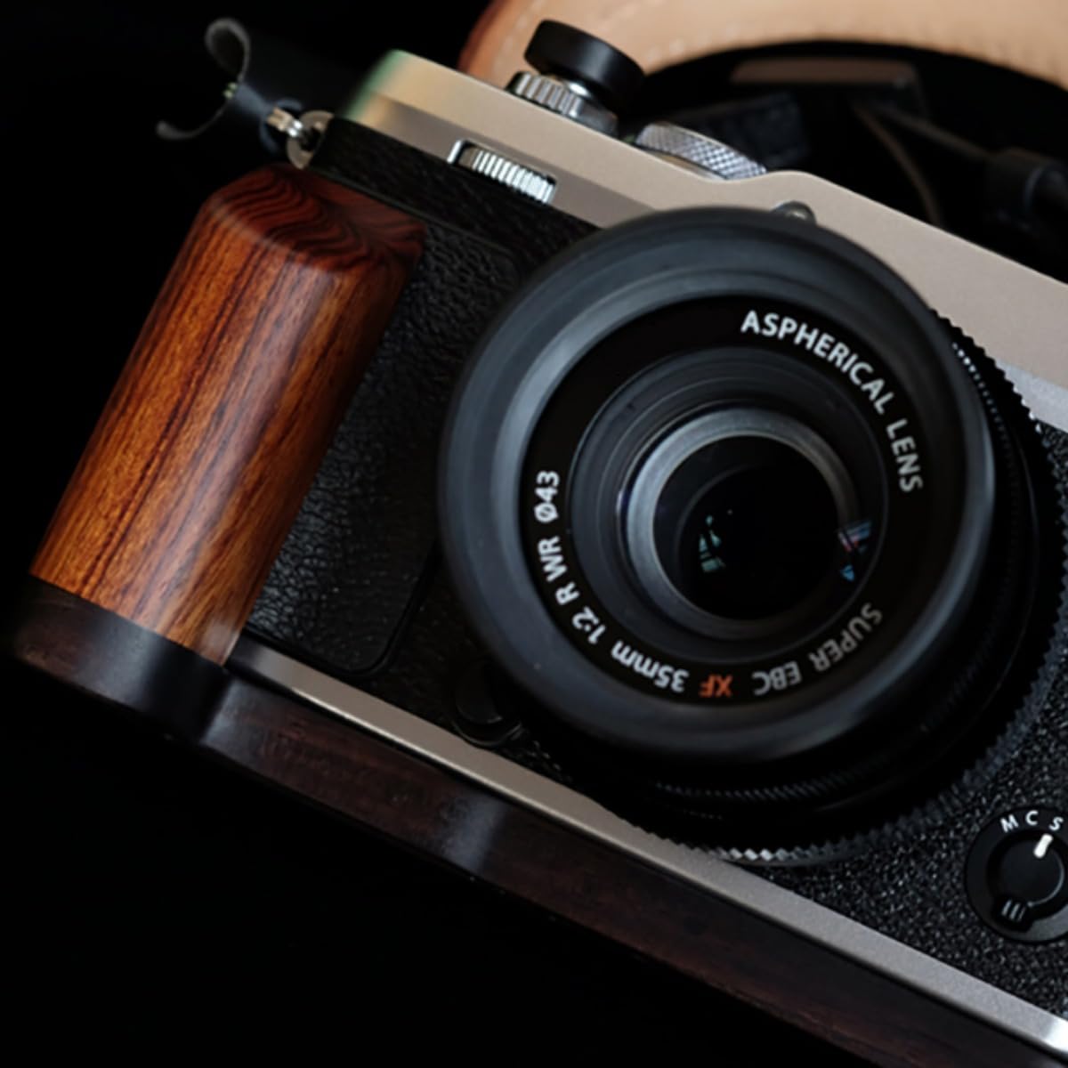 Amazon | FUJIFILM XE3 X-E3 専用 カメラウッドグリップ 高級檀