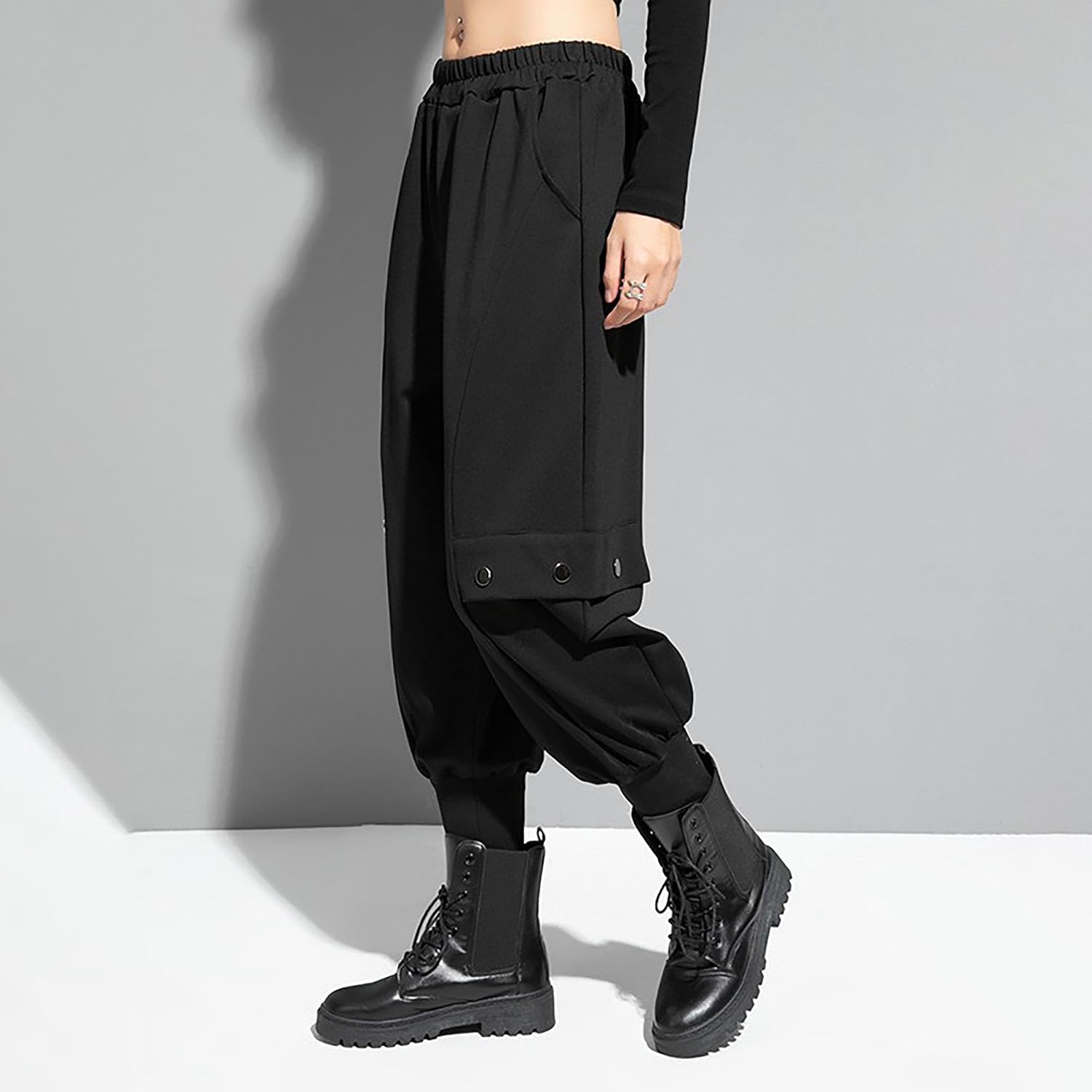 MEINVQIAOTI Black Cargo Pants for Women Street Dance Harem Pants Lightweight Casual Pants Athletic Baggy Pants for Women